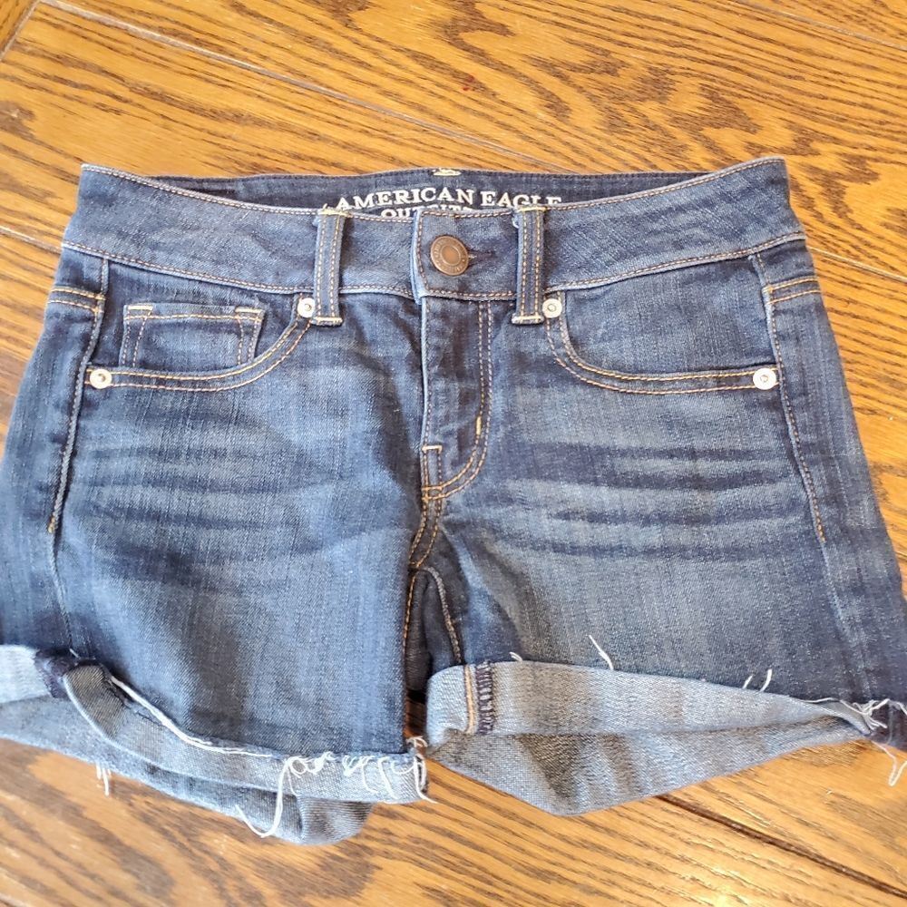 American Eagle super stretch shorts size 2